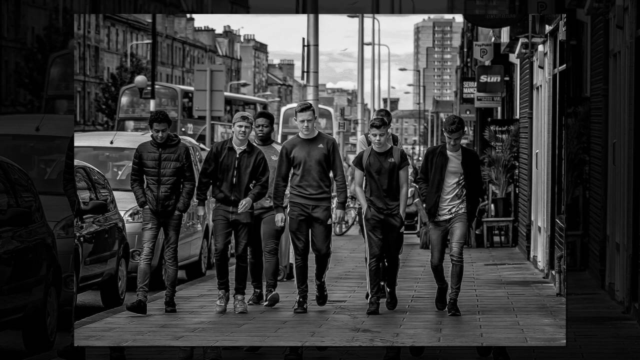 1307. 20160826 - Mike Heard - people in Edinburgh 2 - montage Arcangelo Vincent Scalici