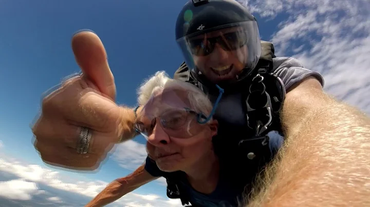 Skydive Tennessee Nancy O'Bryan