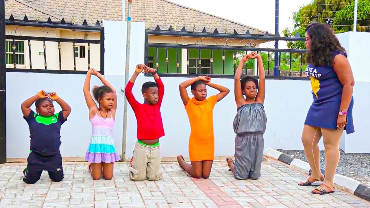 NOTRE MÉCHANTE BELLEMÈRE NOUS A ABUSÉS ET A PRIS LE CONTRÔLE DE LA MAISON APRÈS AVOIR TUÉ NOTRE MÈRE