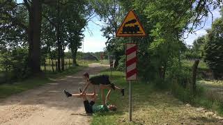 The Choo Choo Train - Simons Akroyoga