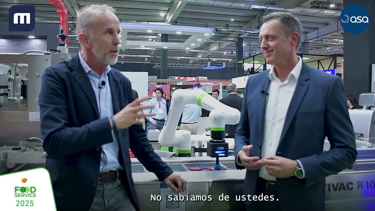 Enrique Klingenberg from MULTIVAC Chile, talks to Mario Krämer from ASA Automation GmbH.