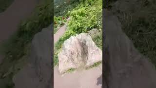 Paharooo perrr dorne ke majeee