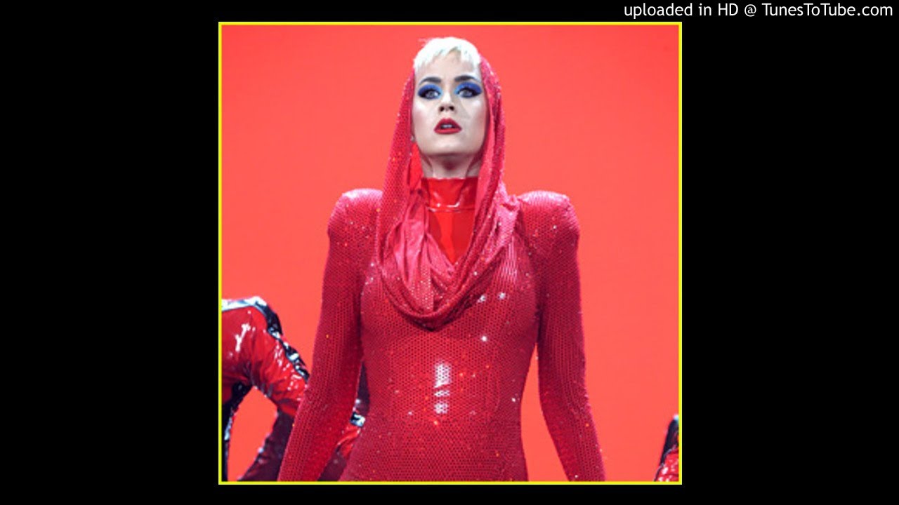 Katy Perry - Roses Interlude / Déjà Vu (Witness: The Tour Studio Version)