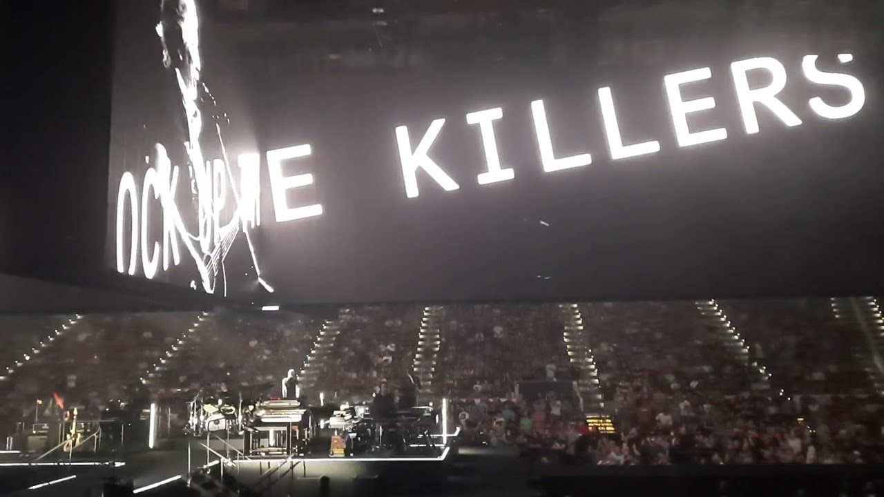 roger waters tour 2022 opening act