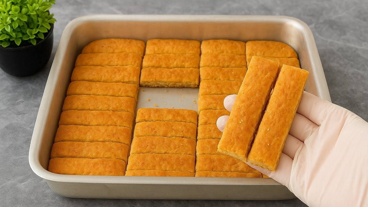 🌟 قراقيش الصاج في صاج واحد 😍 بدون تشكيل ولا تعب.. مقرمشة وريحة تجنن!