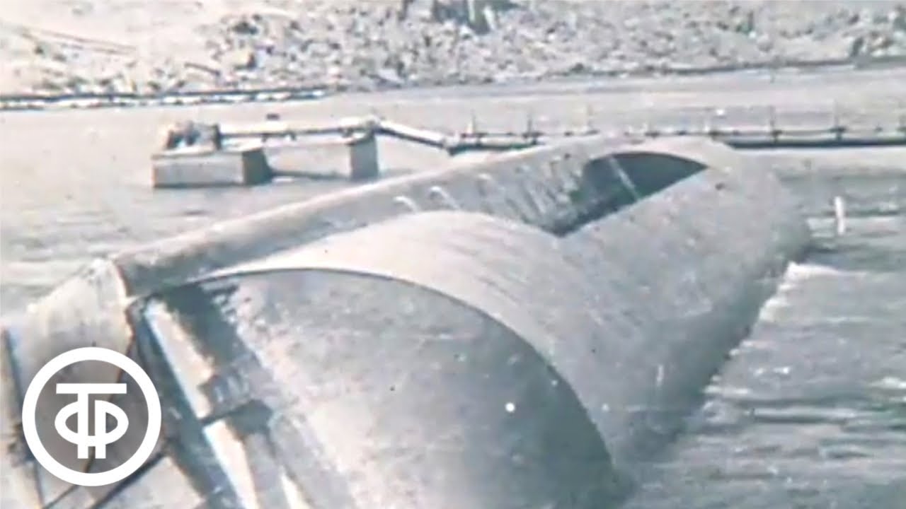 Уникальная баржа-перевертыш, которую так и не построили. Новости. Эфир 20 февраля 1979