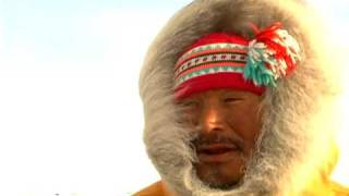 Simon Qamanirq Igloolik, hunter & carver