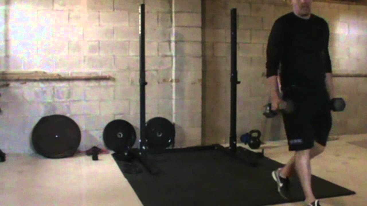 Explosive Walking Lunge - YouTube
