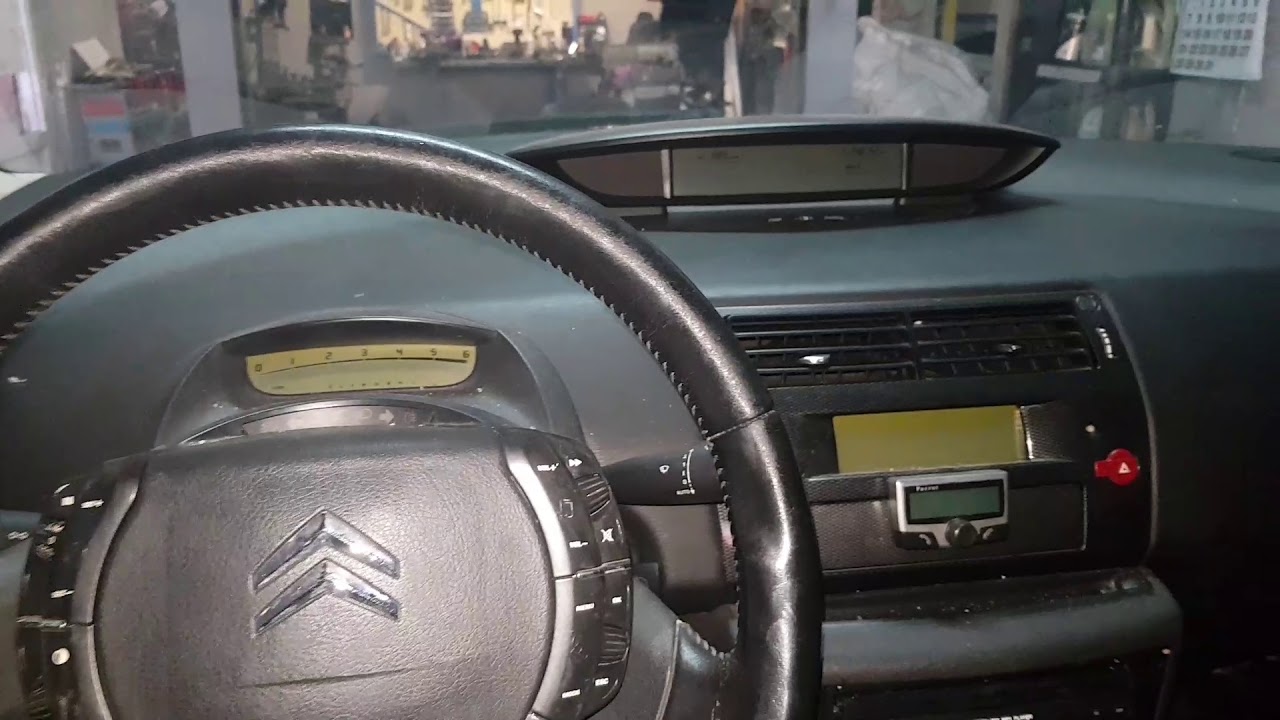 Надпись service citroen c4