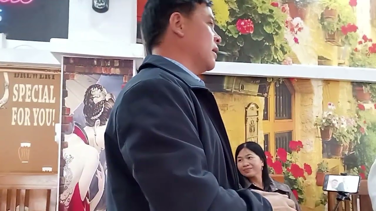 Ngày hội chùa sùng Phúc anh em gặp nhau bữa ăn cơm gặp nhau tại quán 