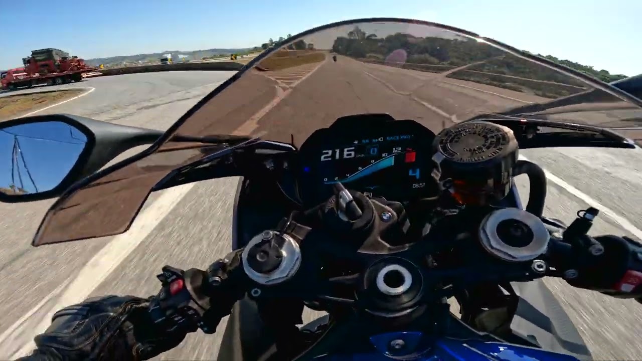 VIAJAMOS PRA TIRADENTES - MG, A S1000RR QUEBROU A PLACA 🥵🥵SORTE QUE NÃO ESTOUROU O PNEU.