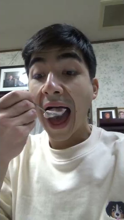 Trying Strawberry Pudding #Shorts
