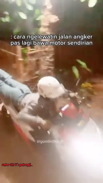 GUE NGERI-NYA SETAN-NYA ADA DI ATAS PUNGGUNG LU BANG🤣#trending #shorts #horror #satan #hantu #lucu