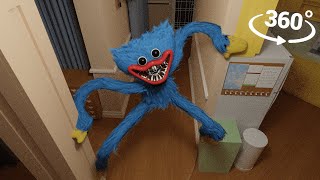 360° Huggy Wuggy Breaks into Your House in real life!