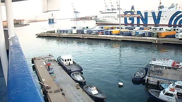 Che traghetti partono da Genova?