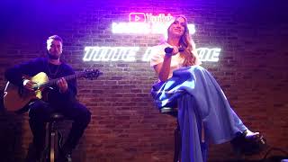 Tate McRae - greedy acoustic live at YouTube Music Nights in Lafayette London