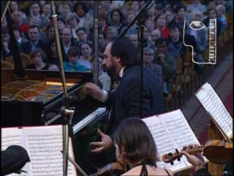 Sergei Musaelyan plays Beethoven Concerto No.4 - 1of4