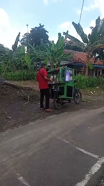 CARA UNIK TUKANG BAKSO MEMANGGIL PEMBELI😁