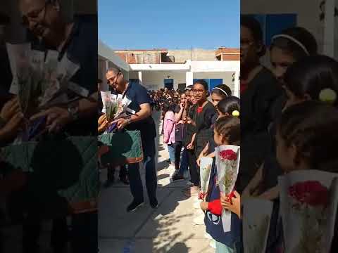 حفل تكريم معلم و احالته على شرف المهنة