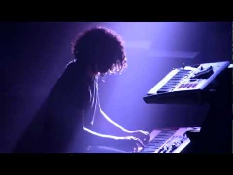 Angels and Airwaves - All that we are (live @ Le Bataclan, Paris 07-04-2012)