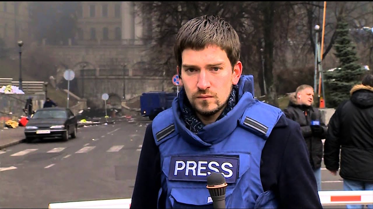 Uncut live report by RT from Kiev, during Maidan shooting, Feb 20th 2014