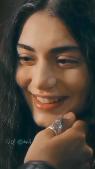 paathi neeyillathe.. ❤️😊🥰