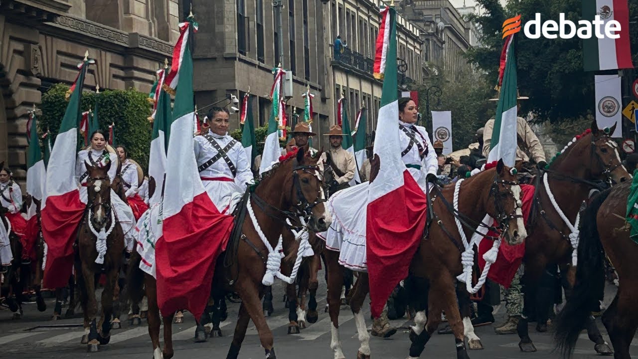 🔴Desfile Cívico Militar por el 114 aniversario de la Revolución ...
