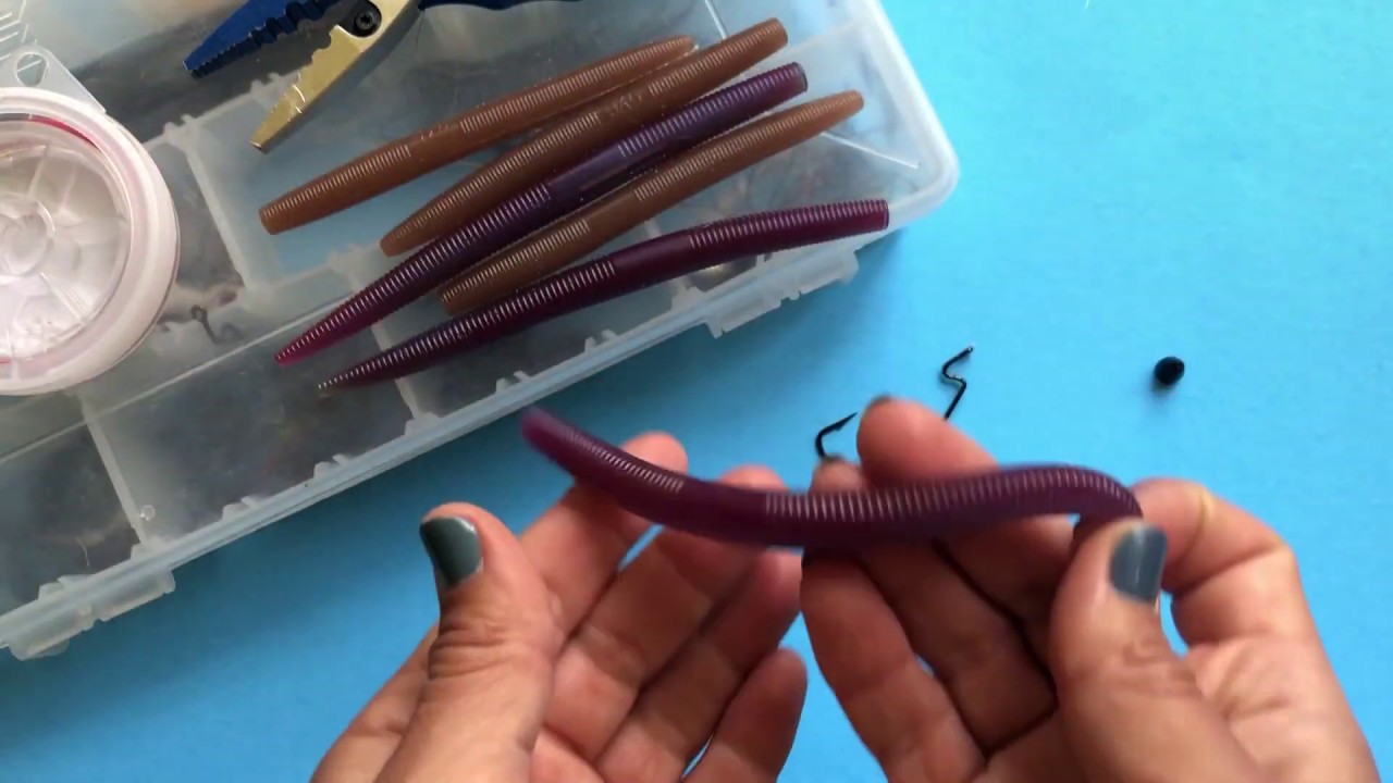 3 ways to rig Peanut Butter and Jelly colored soft plastic worms 