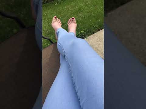 Purple toes Kik me for more