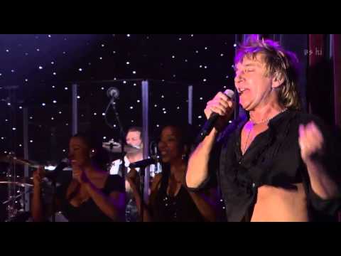 05 Rod Stewart Live From Nokia Times Square 2006-It's A Heartache.Avi