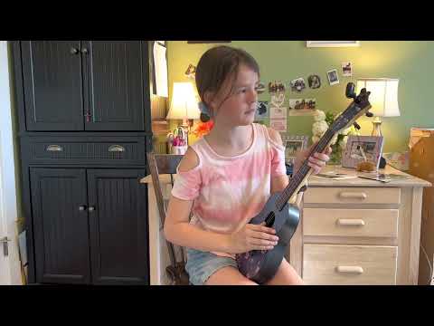 Unboxing the Flight Travel Sakura Ukulele!