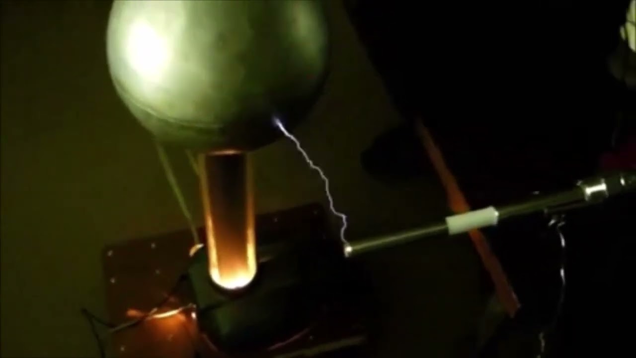 バンデグラフによる静電気放電イミュニティ試験02 YouTube