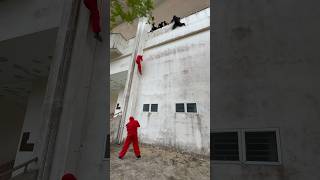 Money Heist vs Police || 43.0 #moneyheist #parkour #police #bubblesgangz #shorts #bubblesmotion