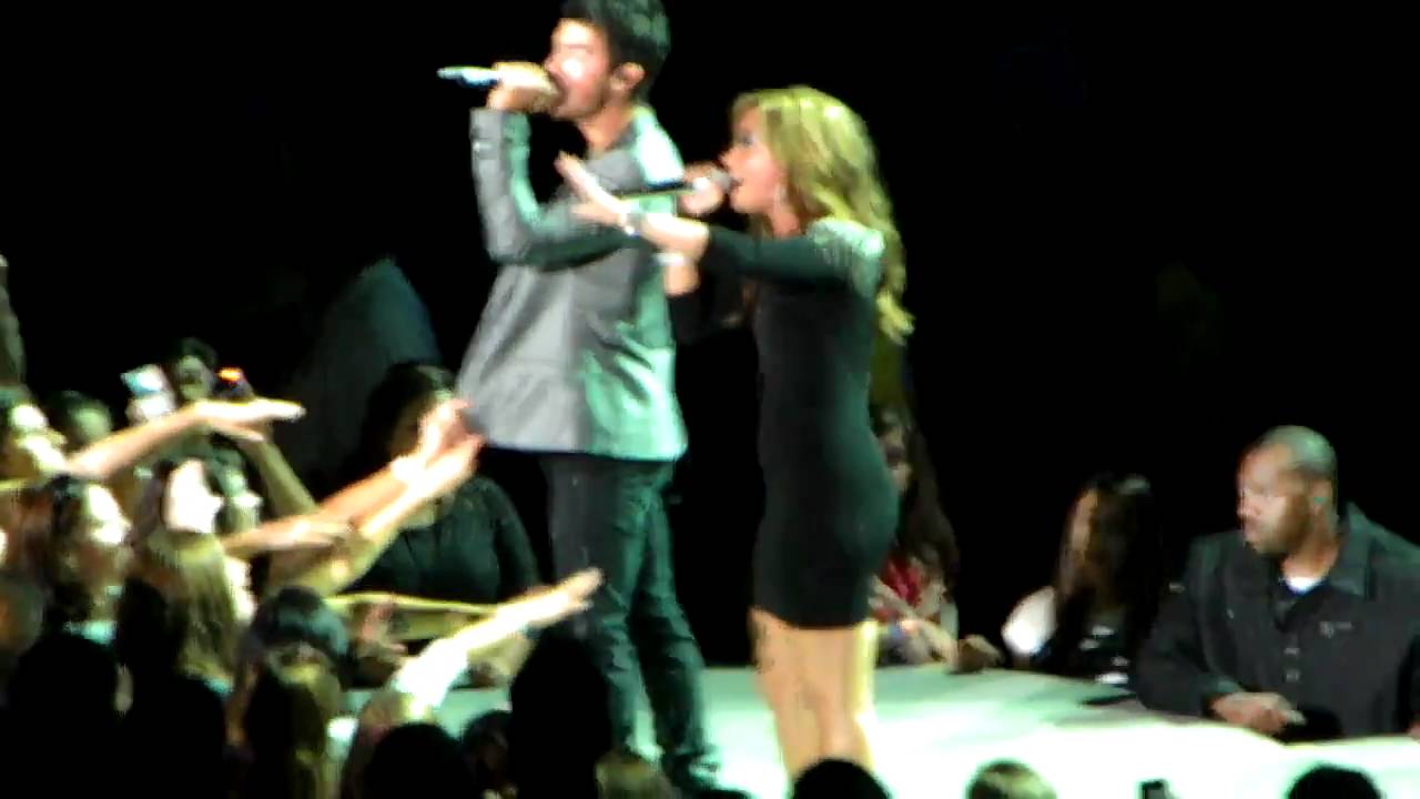 Joe jonas and demi lovato-this is me/wouldnt change a thing - YouTube