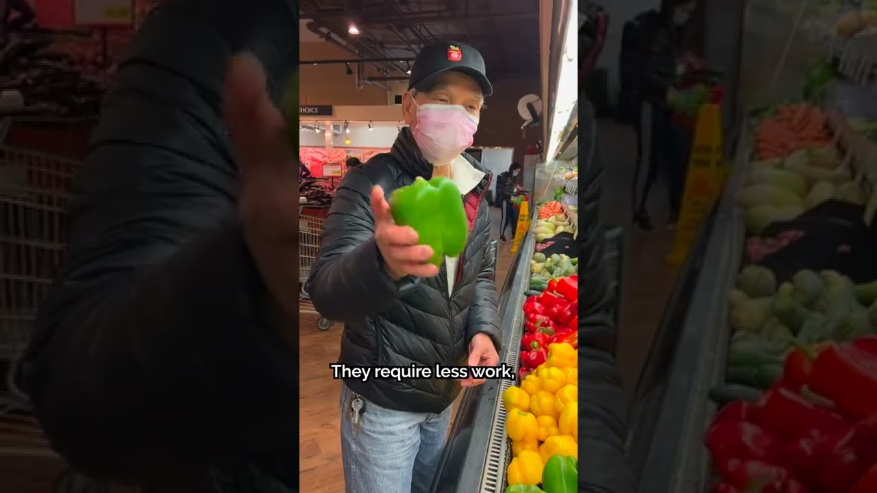 🫑 Why Green Bell Peppers Are Cheaper #Shorts