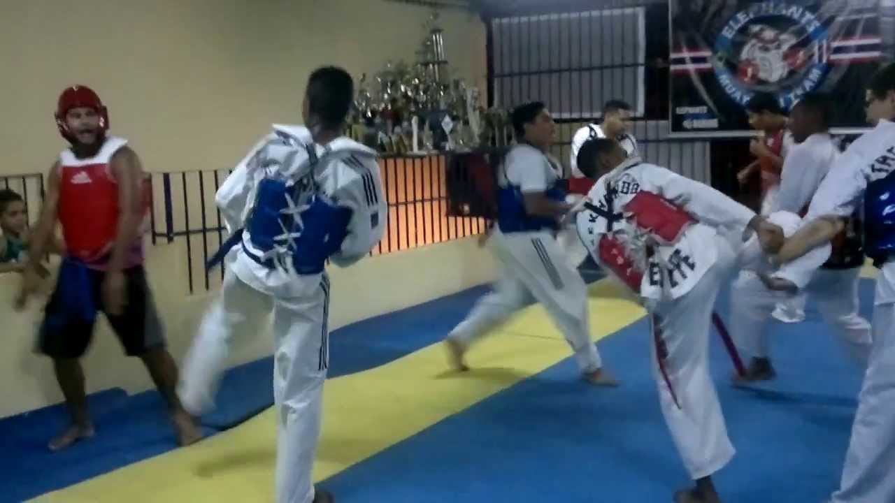 TEAM DA ACADEMIA ELITE DE TAEKWONDO RECIFE PE. - YouTube