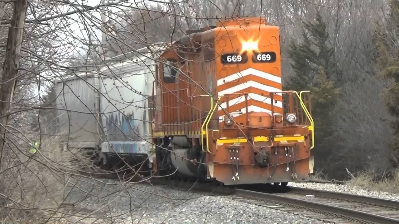 The Addison Local Switching At The Plastic Plant In Villa Park Illinois