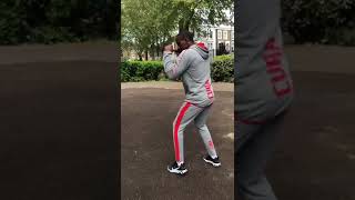 Pivot vs Change Direction #boxing #boxingtraining #boxingdrills