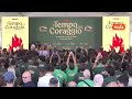 Meloni accolta con una standing ovation a Fenix, la festa dei giovani di FdI