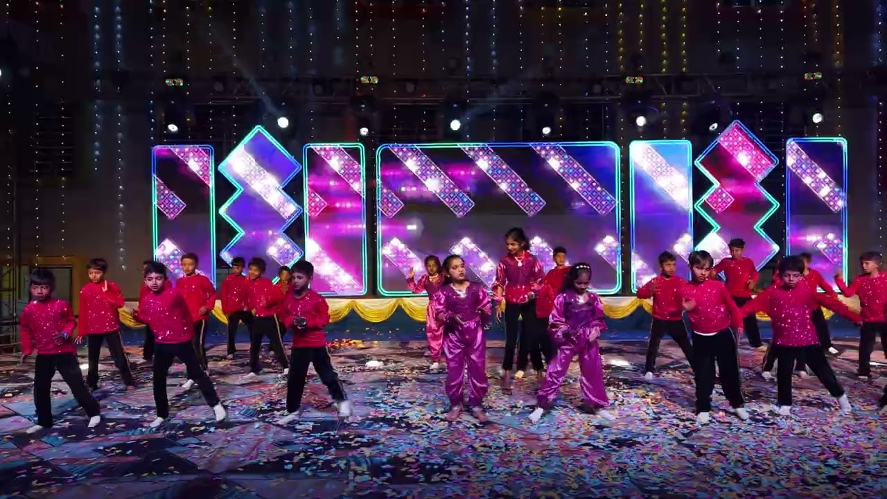 Grade 2 Boys And Girls Kannada Song