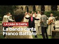 La banda de La Casa di Carta canta "Centro di gravità permanente" | Netflix Italia