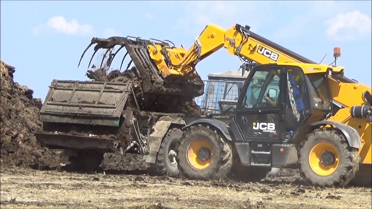 Rozmetání hnoje 3x Zetor s rozmetadly RUR 5