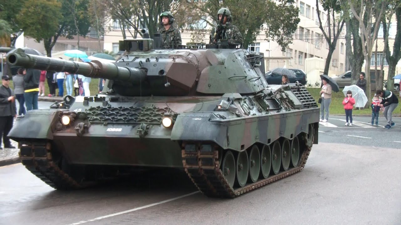 Viaturas do Exército - Guarani, M113, Leopard 1A5, M108-109 - 07/09/14