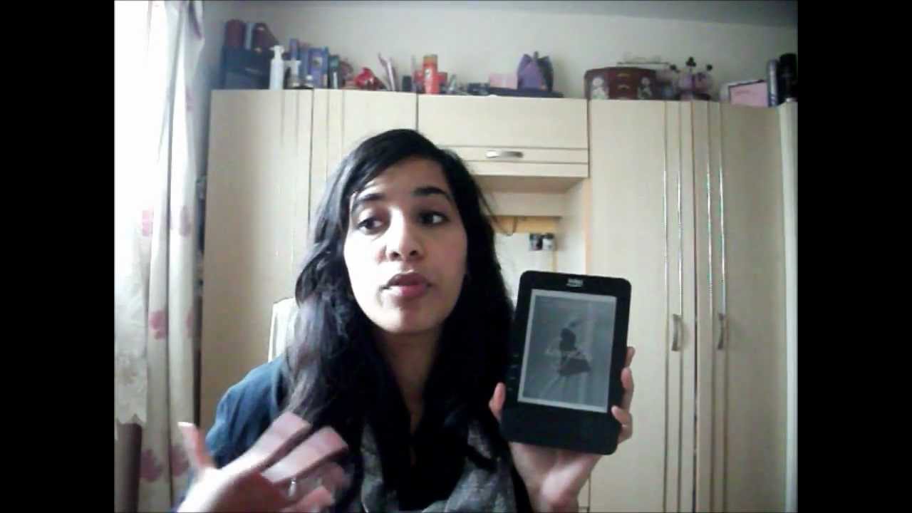 Hourglass by Myra McEntire book review