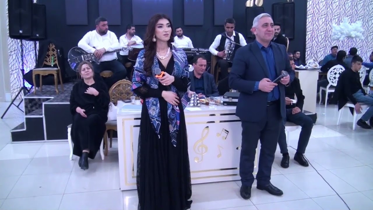 Bərdə şəhəri Ağ saray şadlıq sarayı oxuyur. Rəvanə Vəliyeva