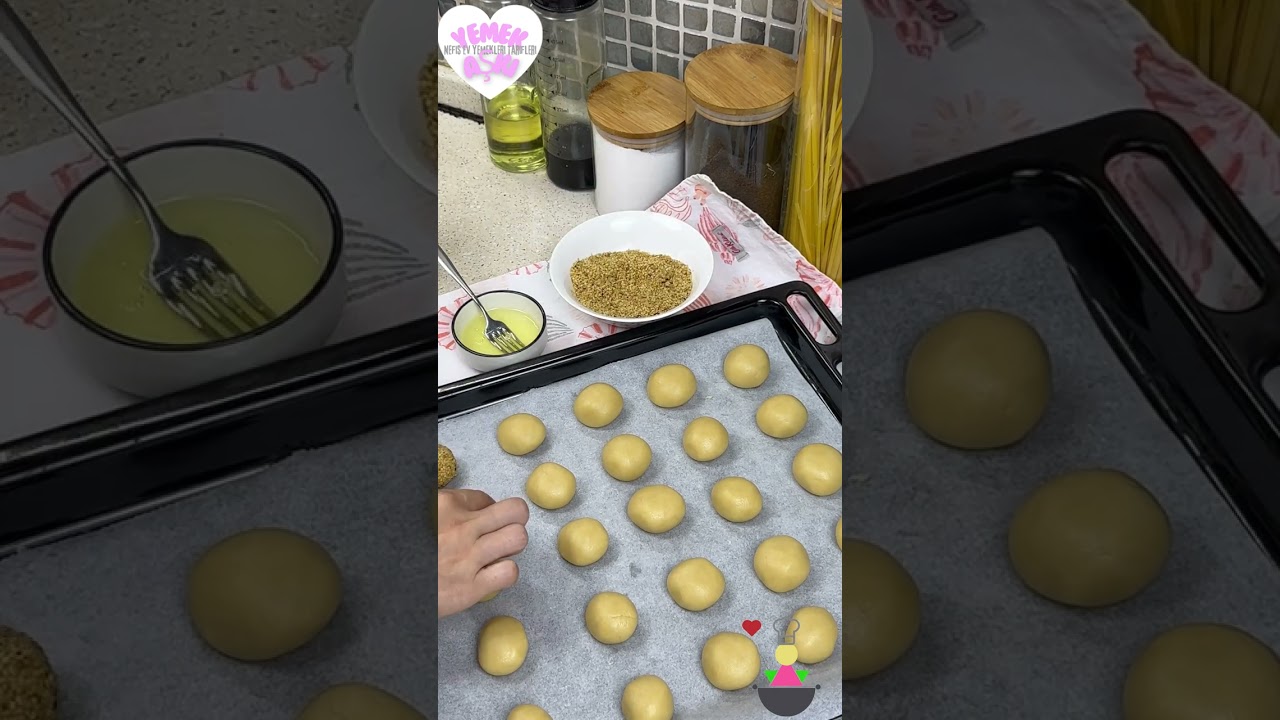 Kolay Tuzlu Kurabiye Tarifi Ağızda dağılan Leziz Susamlı Kurabiye nasıl yapılır ?