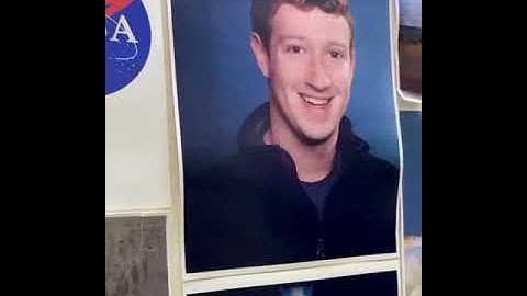 3D social media with Machine Learning and Augmented Reality