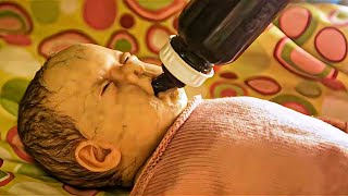 Totes Baby ernährt sich nur von Menschlichem Blut. Also tötet die Mutter Familie, um es zu füttern
