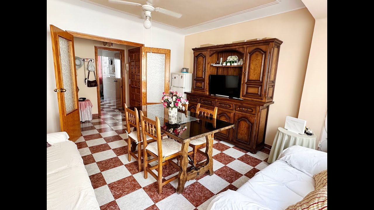 Piso en Torre del Mar con 3 dormitorios en pleno centro.. Ref:TM1885