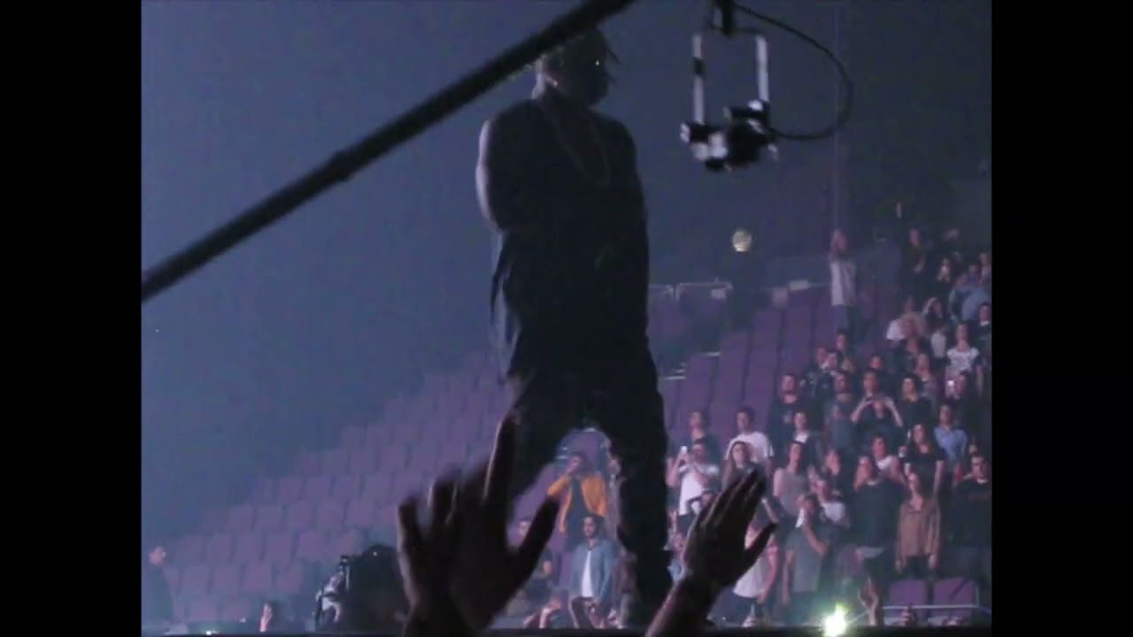 KANYE WEST CONCERT 2014